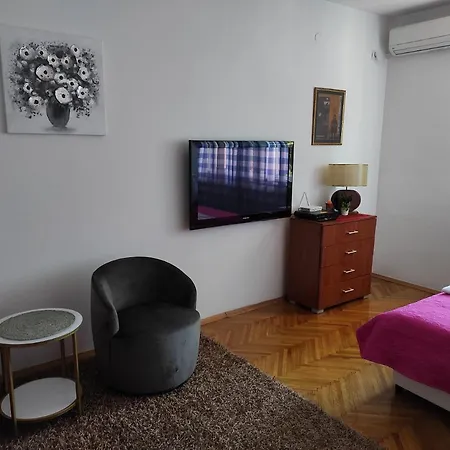 Stan U Centru Ποντγορίτσα